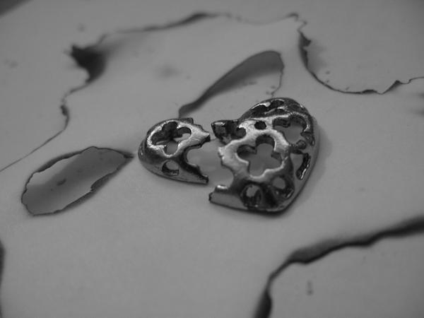 burned-n-broken-hearts